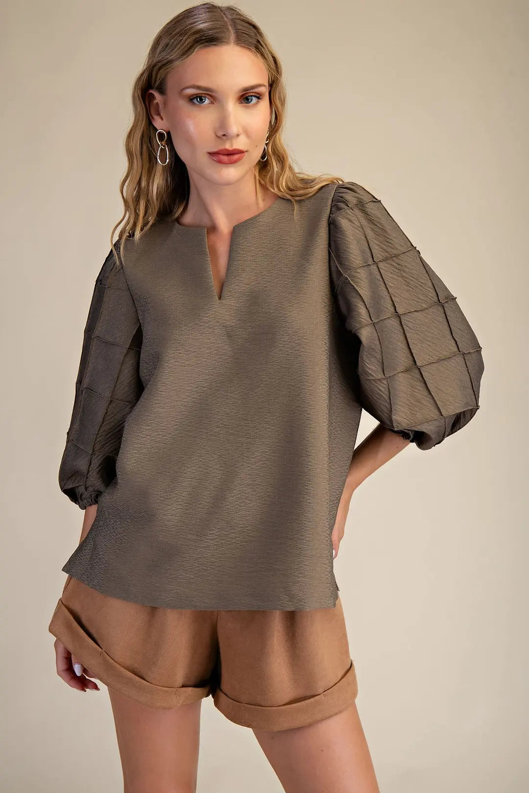Olive Round neck Square Quilted Short Sleeve Top