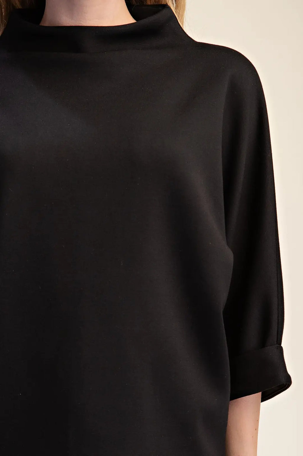 Mock-Neck 3/4 Sleeve Everyday Top
