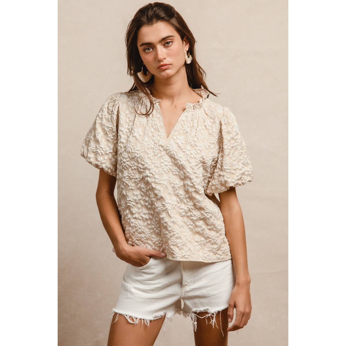 FLORAL PATTERN V-NECK TOP