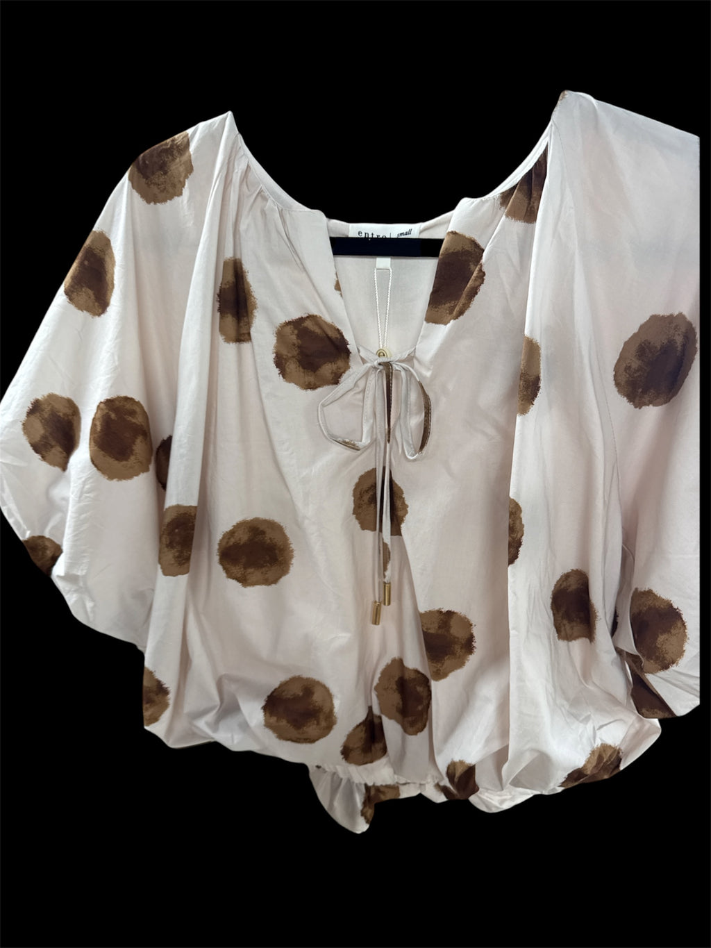 Dot print V-neck Short Sleeve Top