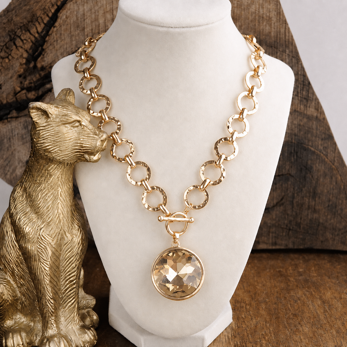 Chunky Ring Chain Necklace with Sparkly Crystal