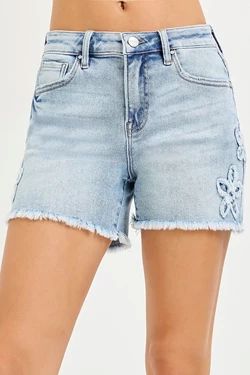 Hise Rise Flower Patched Shorts - Light Color