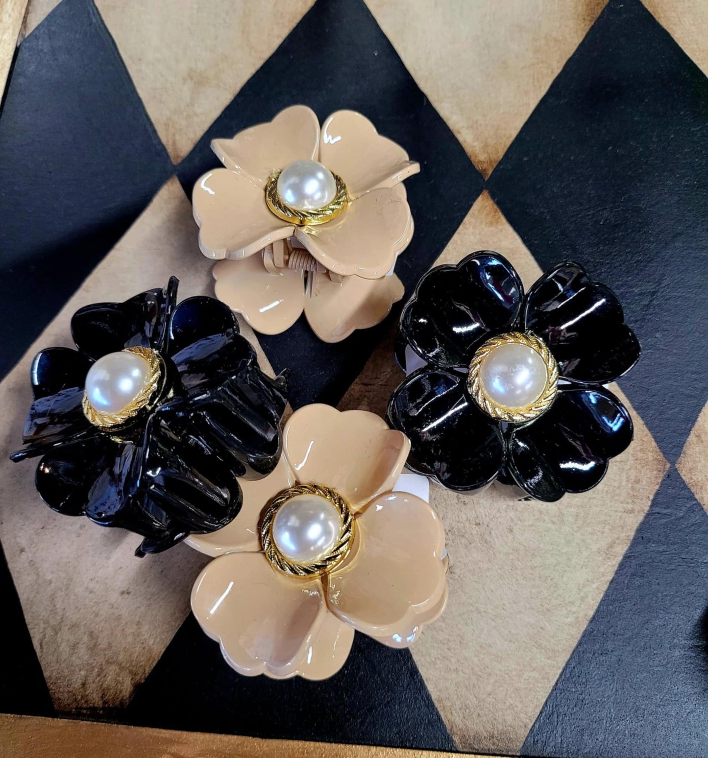 Pearl Flower Clip