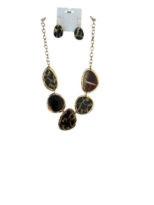 Small Leopard Earrings w/ Necklace Set