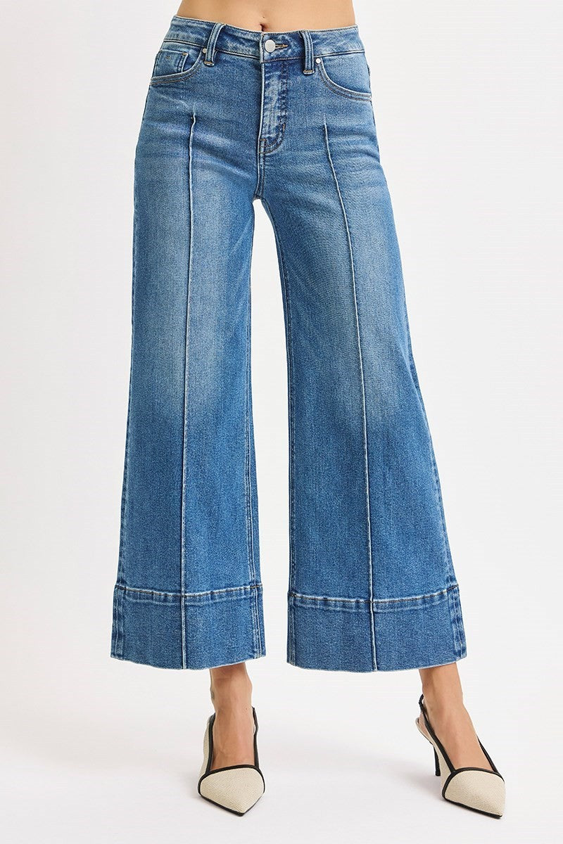 TC Mid Rise Crop Wide Pintuck Front