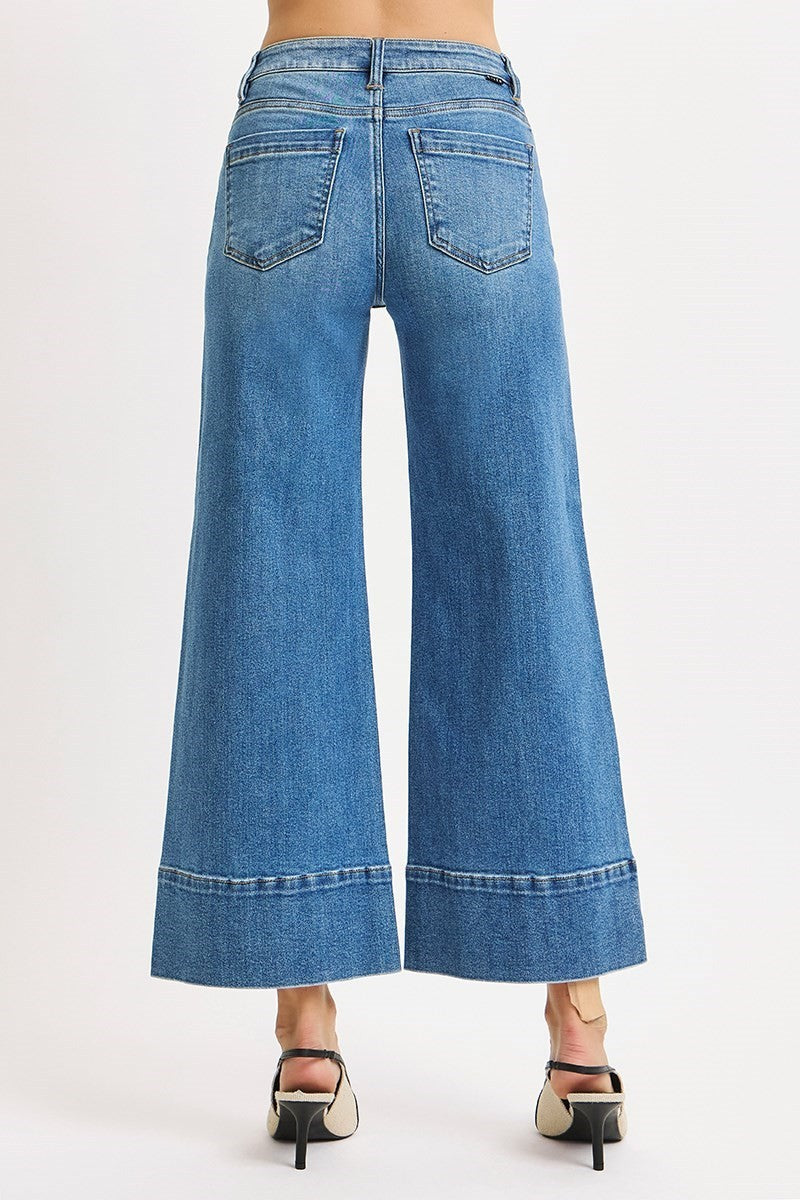 TC Mid Rise Crop Wide Pintuck Front