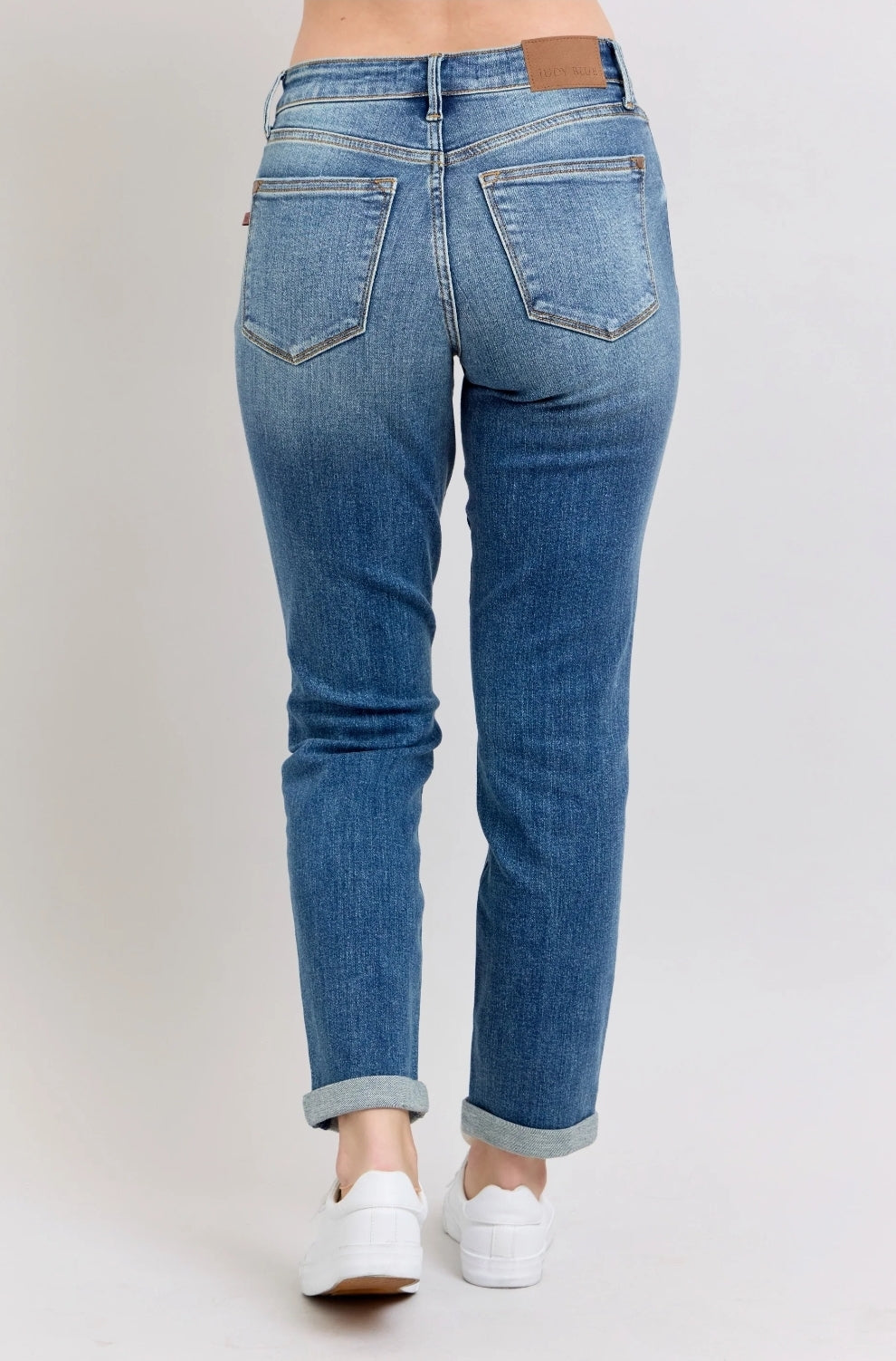 Judy Blue Mid-Rise Boyfriend Fit