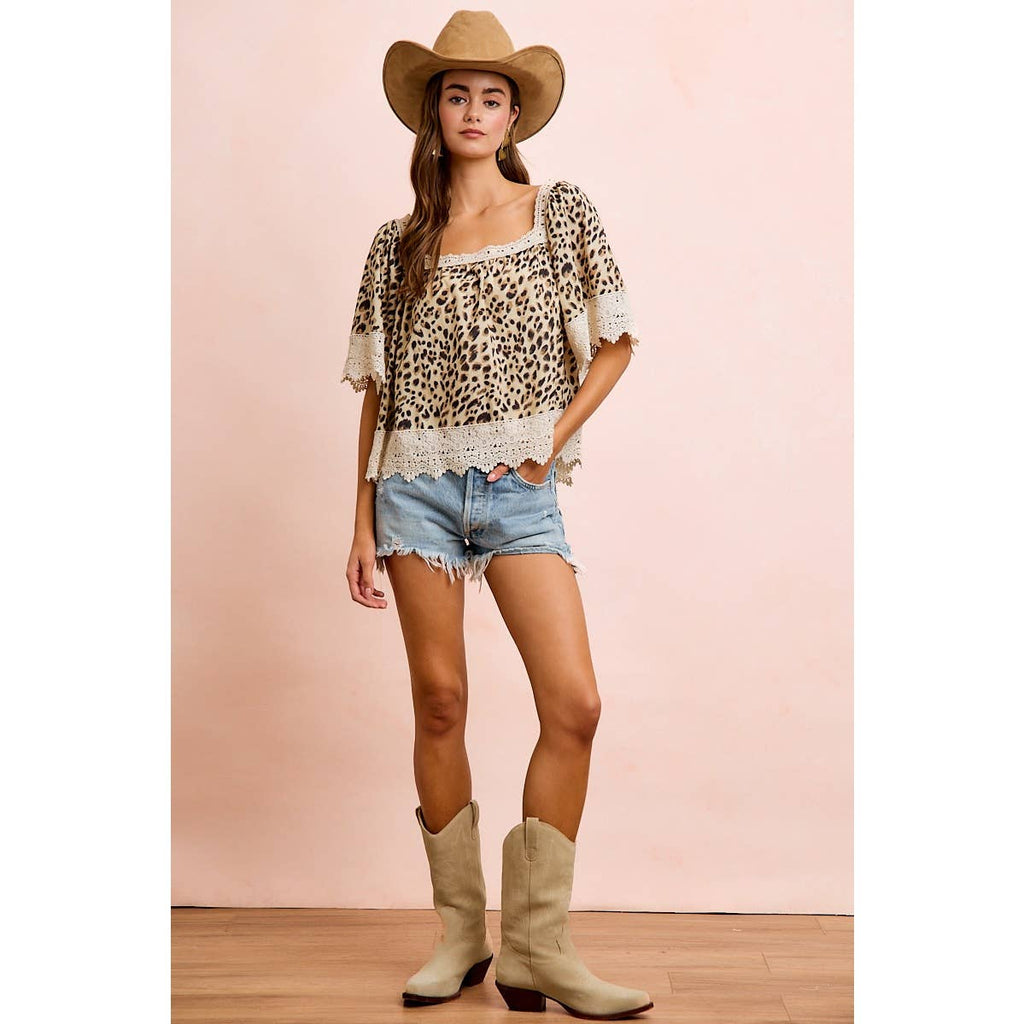 LEOPARD LACE SQUARE NECKLINE TOP