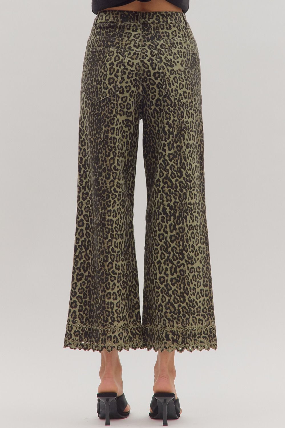 Leopard Floral Embroidered Hem.