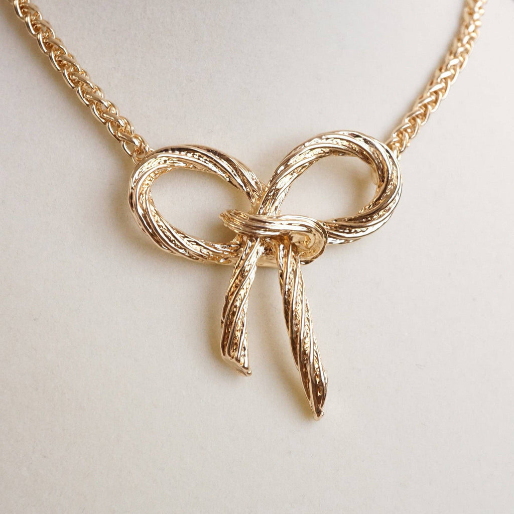Bow Pendant Necklace